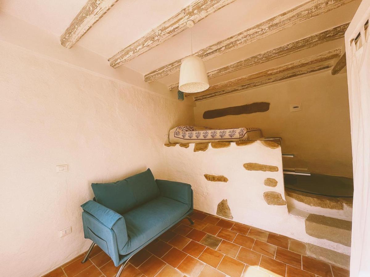 La Casa Del Nespolo Bed & Breakfast Capo dʼOrlando Екстериор снимка